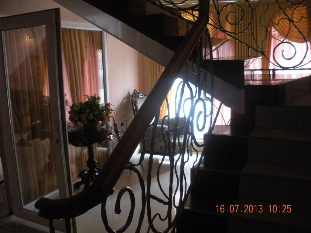 Edemi Hotel Kutaisi Room photo